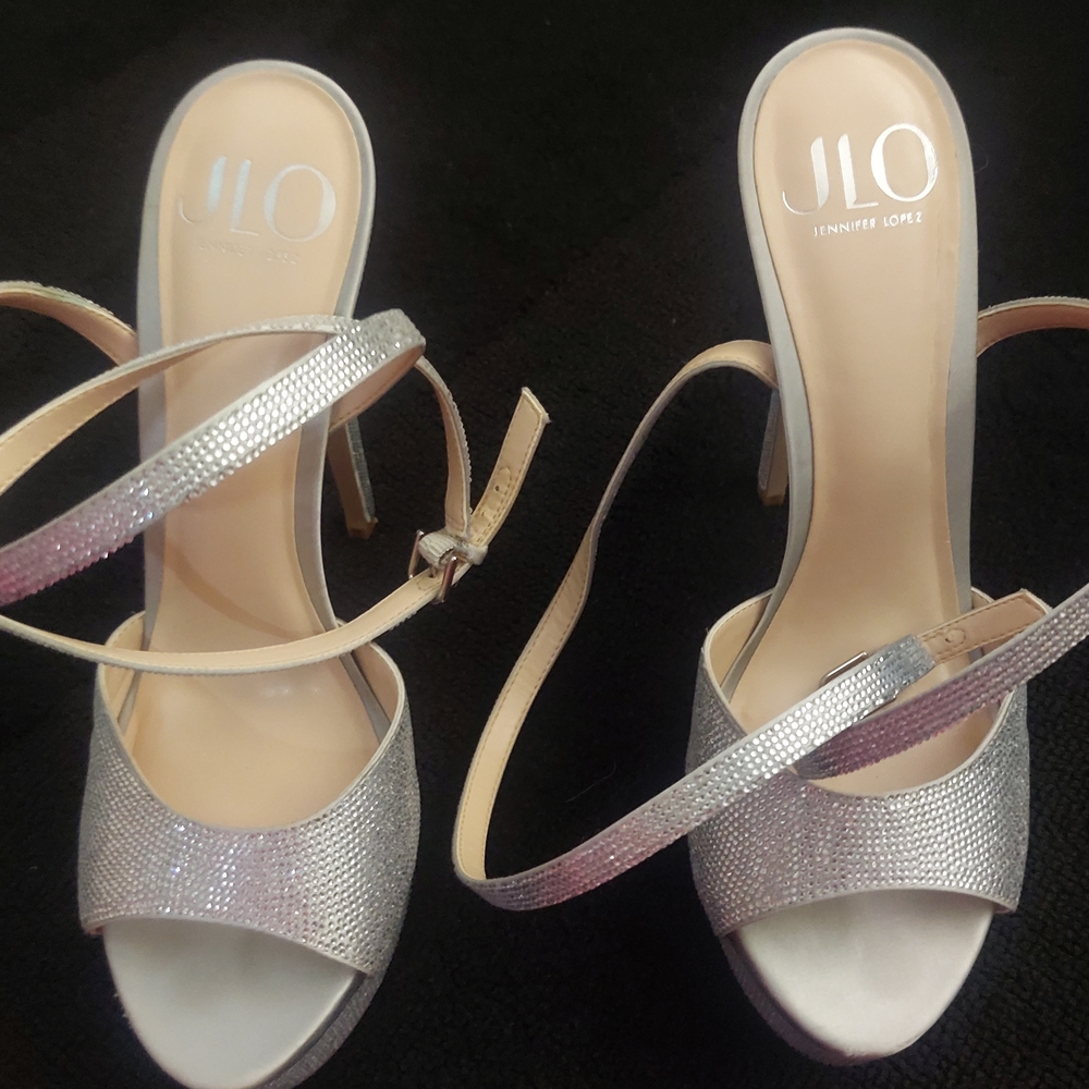 Jennifer Lopez Silver Cream Strappy Heels